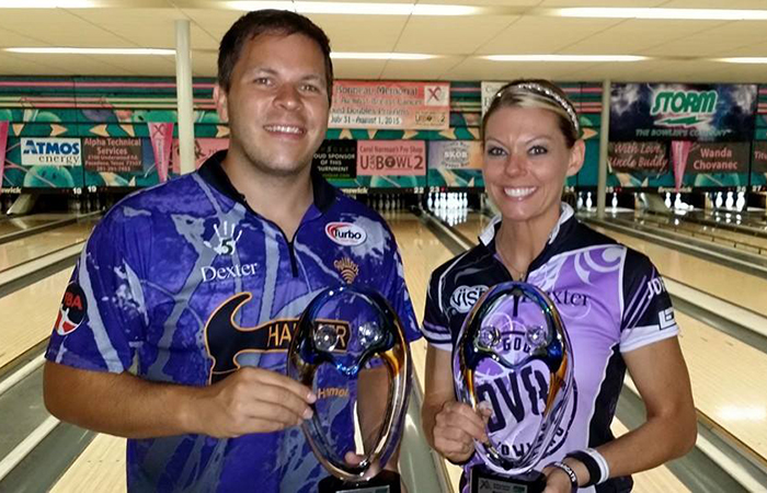 Bill O'Neill and Shannon O'Keefe win the 2015 PBA/PWBA Striking Against Breast Cancer Mixed Doubles